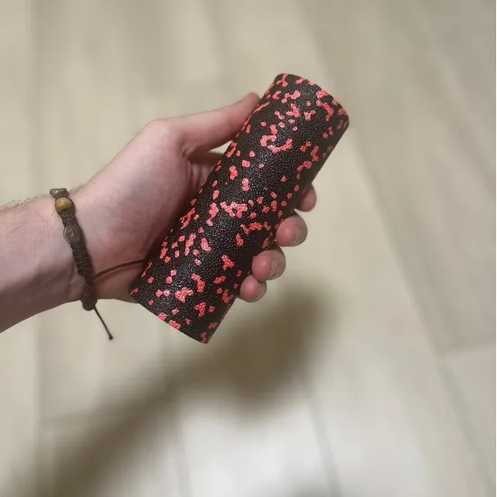 Набір для масажу та йоги PowerPlay PP_4091 EPP (2 м'ячики + валик масажер 15*5,3 см.) Red + резинка 11кг. опір