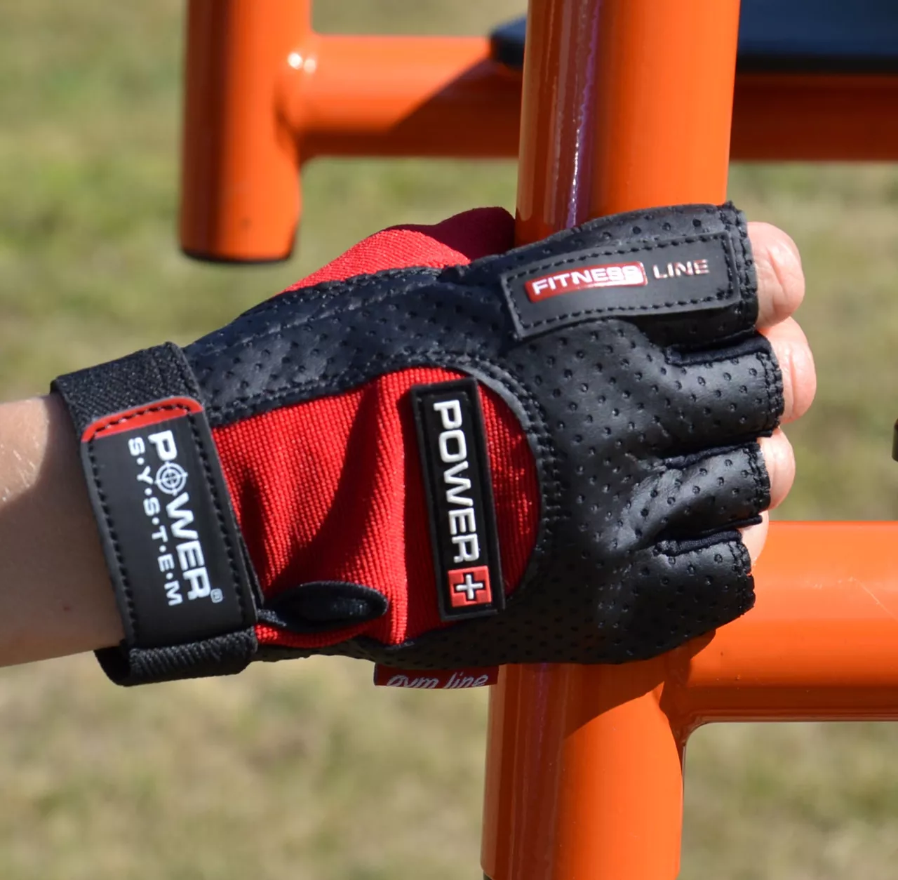 Перчатки для фітнесу Power System PS-2500 Power Plus Black/Red XS