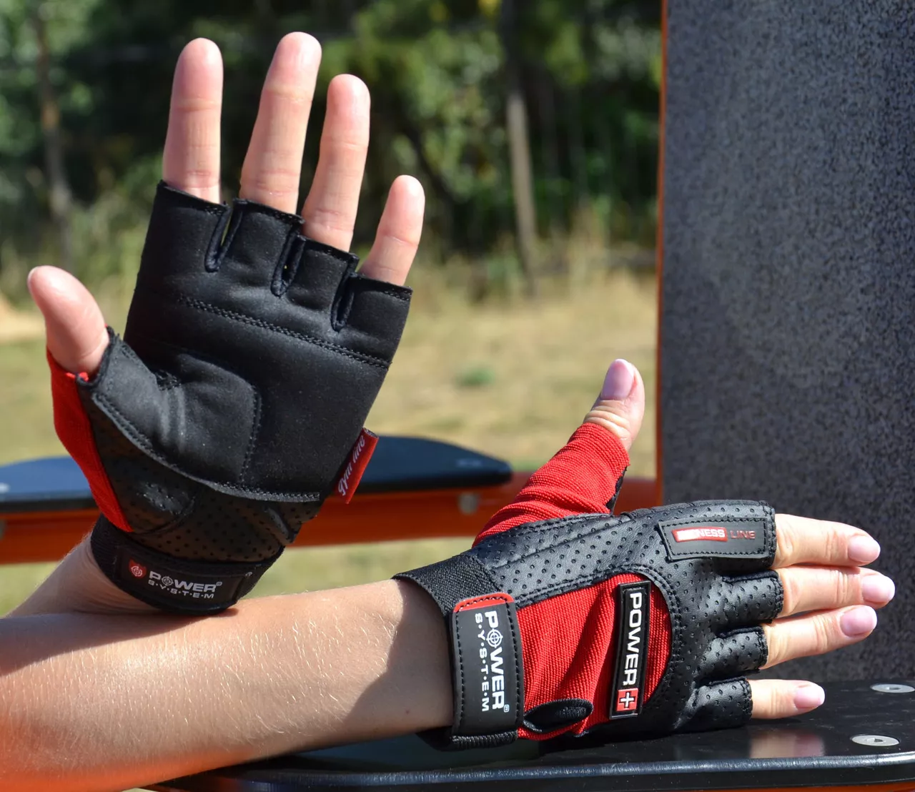 Перчатки для фітнесу Power System PS-2500 Power Plus Black/Red XS
