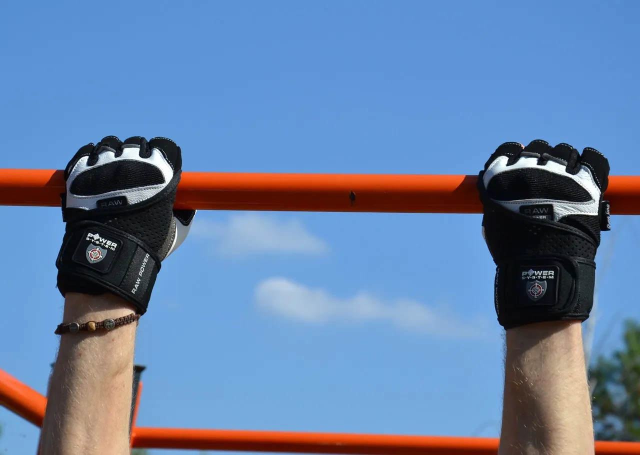 Перчатки для фитнеса Power System PS-2850 Raw Power Black/White M