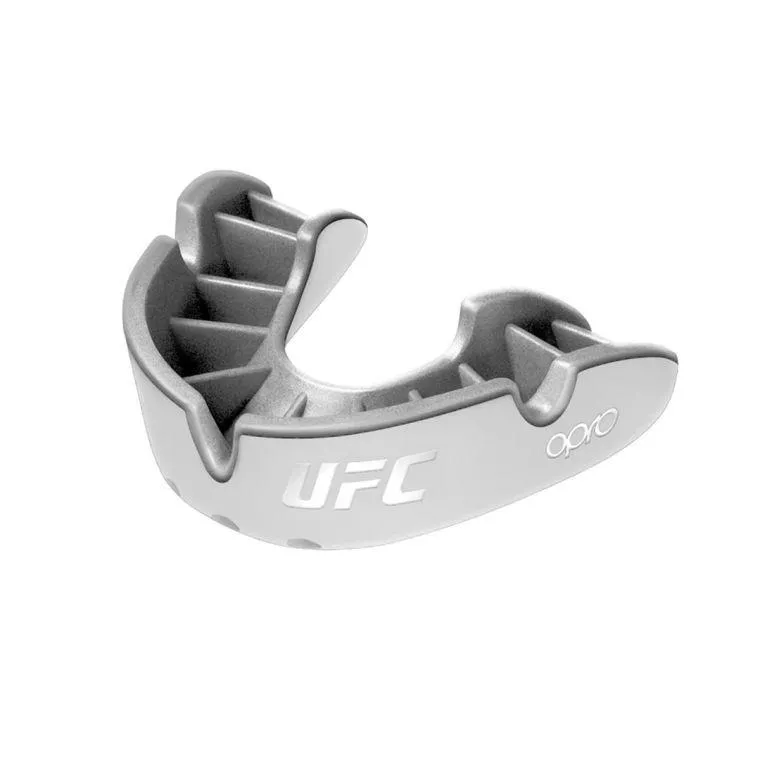 Капа OPRO Silver UFC White/Silver-взрослая