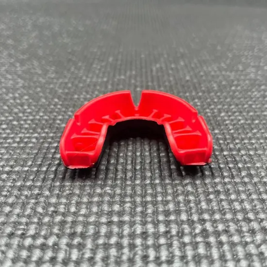 Капа OPRO Gold JAWS Black/Red-взрослая