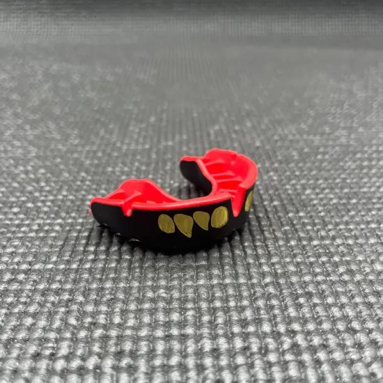 Капа OPRO Gold JAWS Black/Red-взрослая
