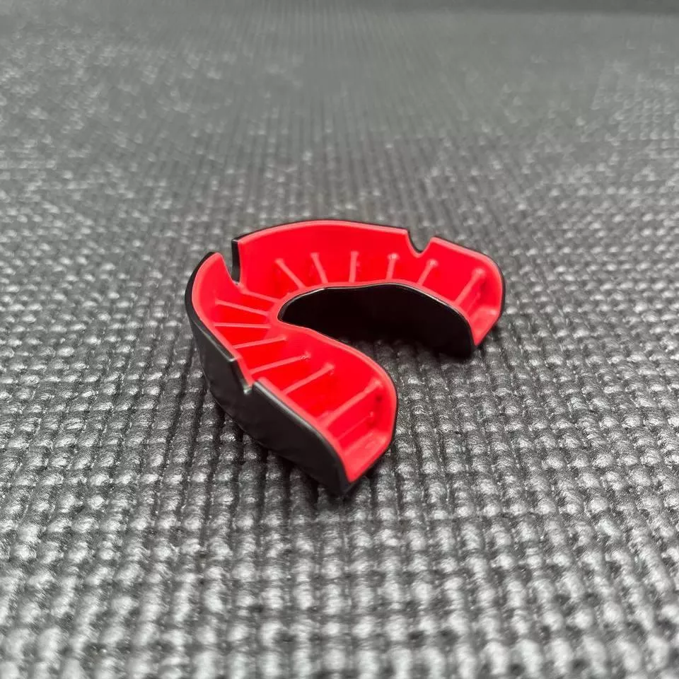 Капа OPRO Silver Black/Red-взрослая