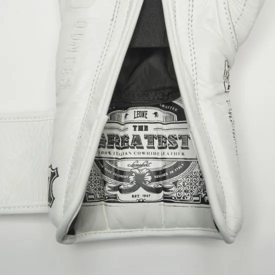Боксерські рукавички Leone Greatest White 10 ун. (бинти 4 м. в комплекті)