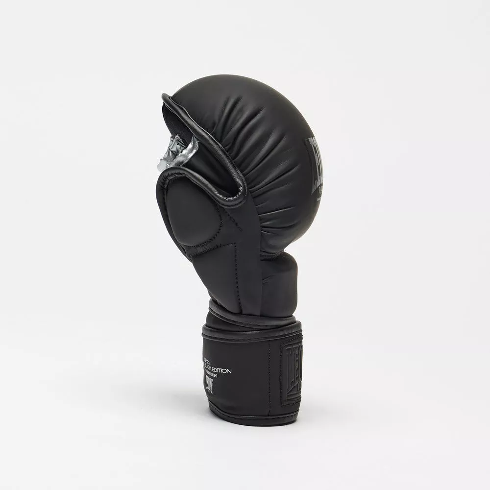 Перчатки для ММА Leone BLACK Edition S (капа в комплекте)