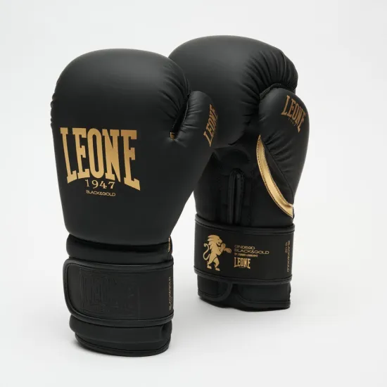 Боксерские перчатки Leone GN059D Black/Gold 10 унций (капу в комплекте)