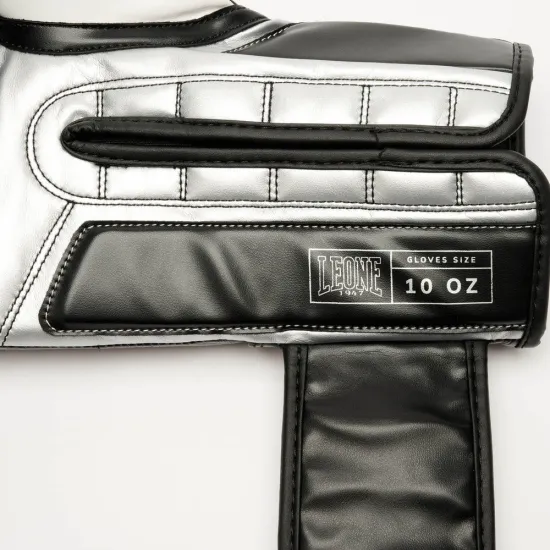 Боксерські рукавиці Leone GN208 ICONIC Black 10 унцій (бинти 4 м. в комплекті)