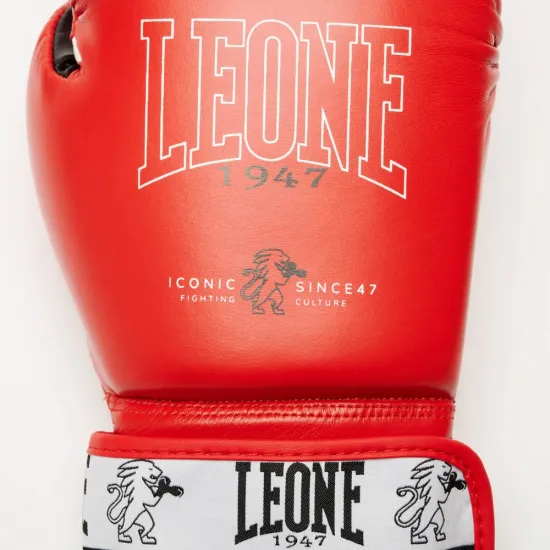 Боксерские перчатки Leone GN208 ICONIC Red 10 унций (бинты 4 м. в комплекте)