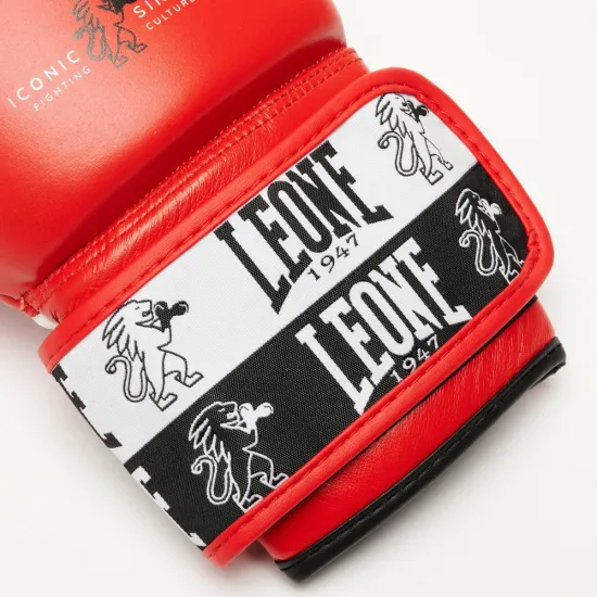 Боксерские перчатки Leone GN208 ICONIC Red 10 унций (бинты 4 м. в комплекте)
