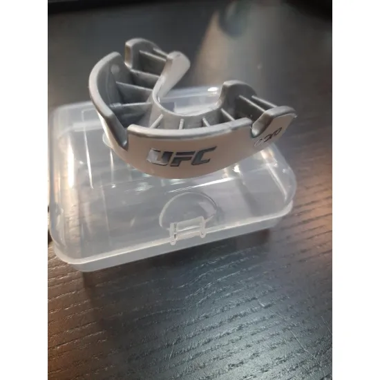 Капа OPRO Silver UFC White-доросла