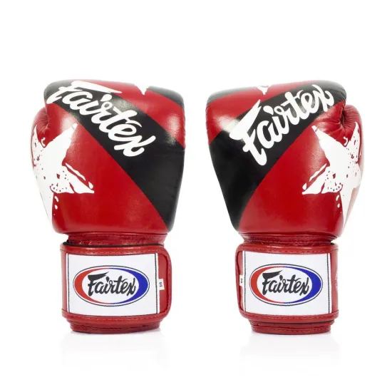 Боксерские перчатки Fairtex BGV1 Nation Print Red 10 унций (бинты в комплекте)