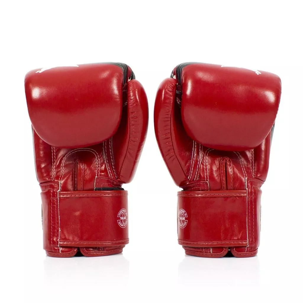 Боксерські рукавиці Fairtex BGV1 Nation Print Red 10 унцій (бинти в комплекті)