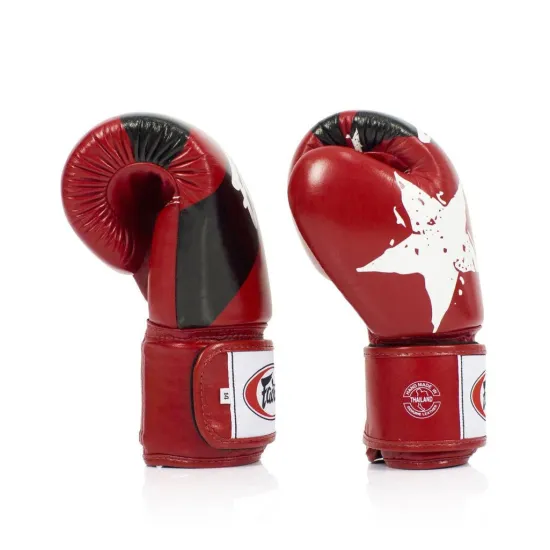 Боксерские перчатки Fairtex BGV1 Nation Print Red 10 унций (бинты в комплекте)
