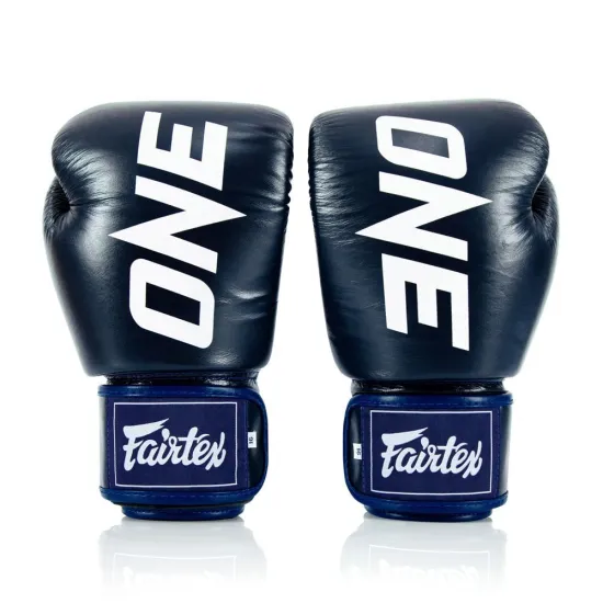 Боксерские перчатки Fairtex BGV1-ONE Blue 10 унций (бинты в комплекте)