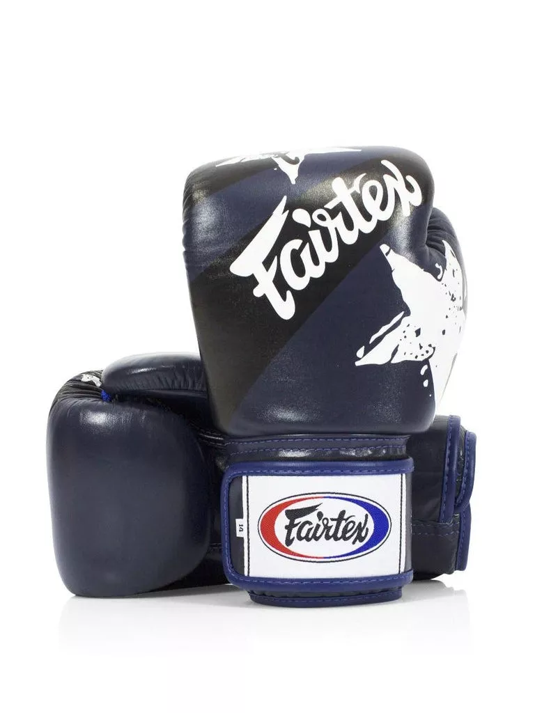 Боксерські рукавиці Fairtex BGV1 Nation Print Blue 10 унцій (бинти в комплекті)