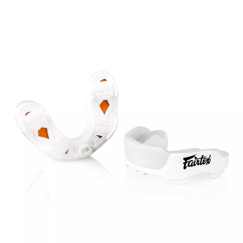 Боксерская капа Fairtex Gel MG3 Mouthguard White-взрослая