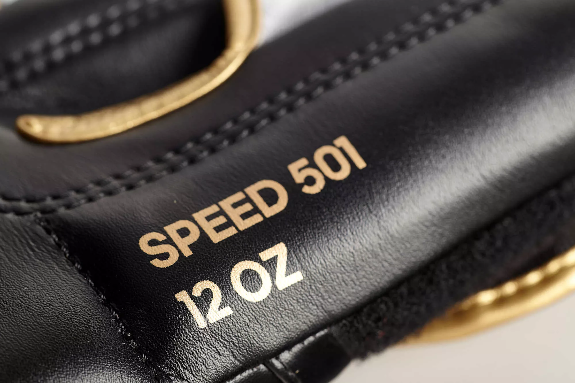 Боксерські рукавички Adidas Speed ​​501 Black/Gold-12