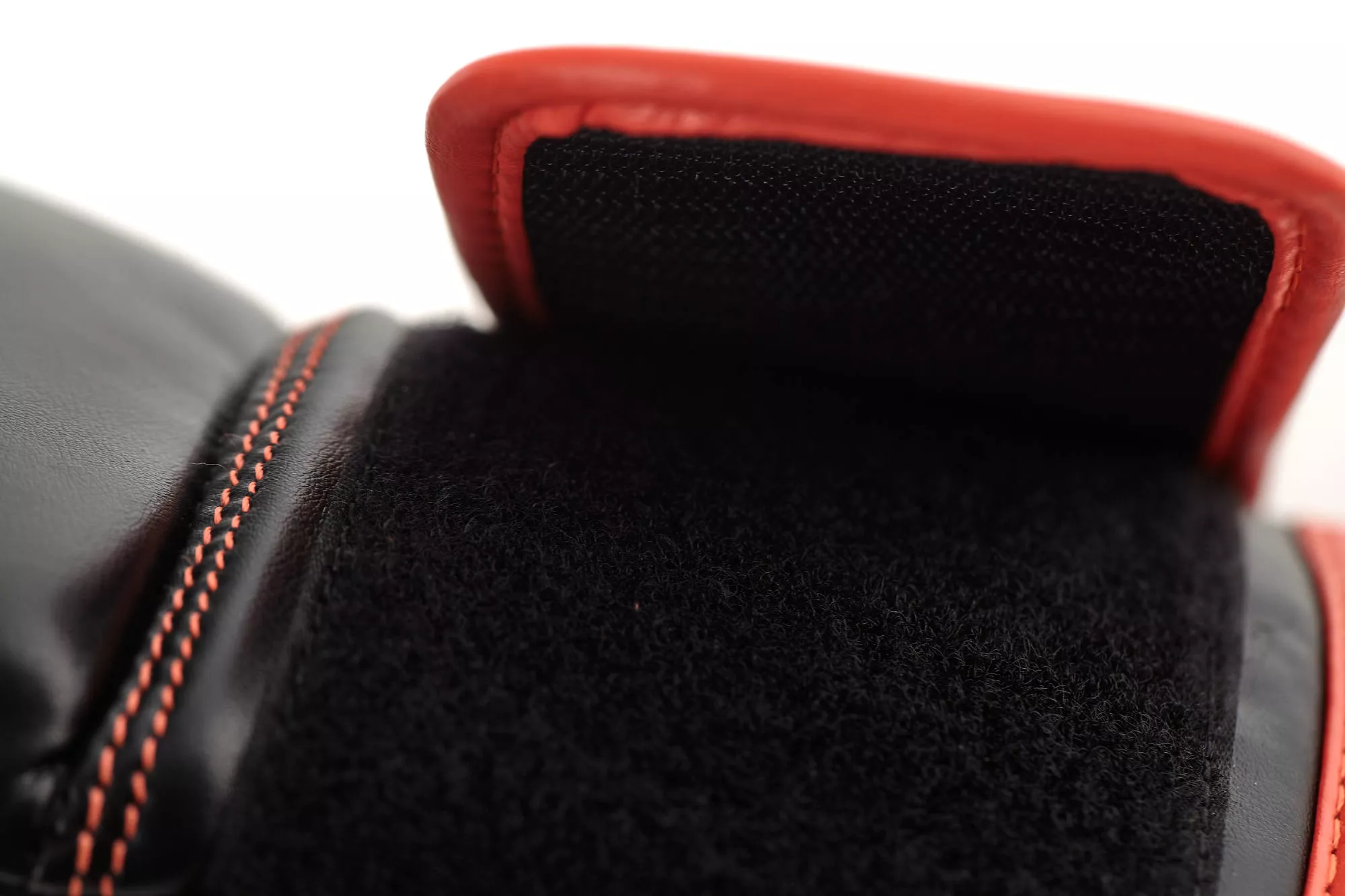 Боксерские перчатки  Adidas Hybrid 80 Black/Red 10 унций