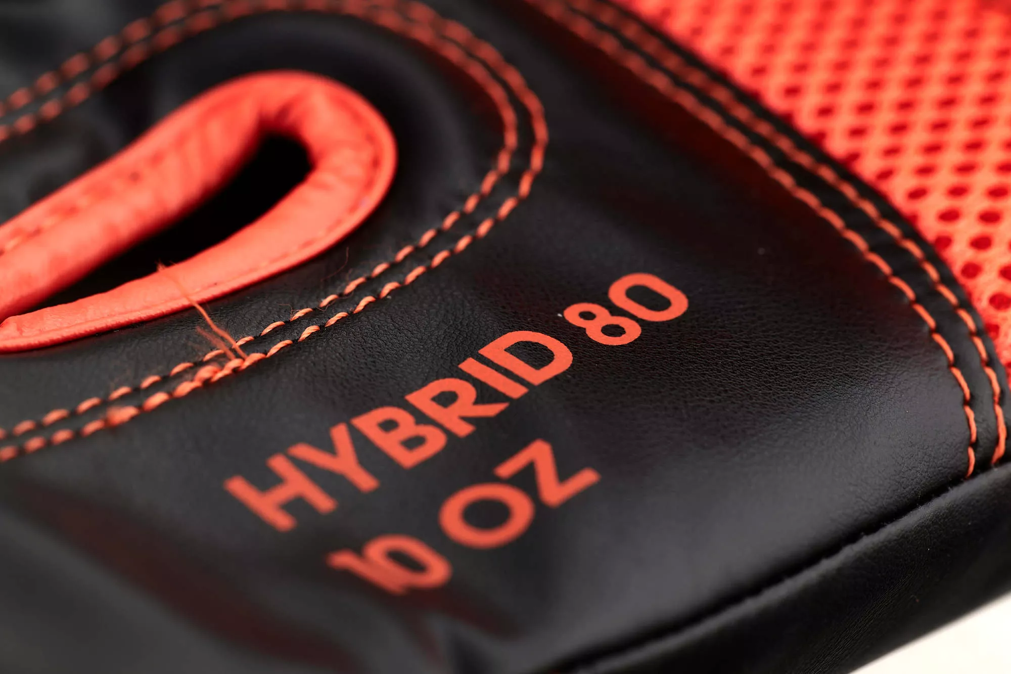 Боксерские перчатки  Adidas Hybrid 80 Black/Red 10 унций
