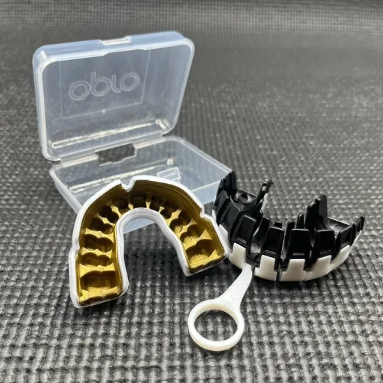 Капа OPRO Instant White/Gold-взрослая