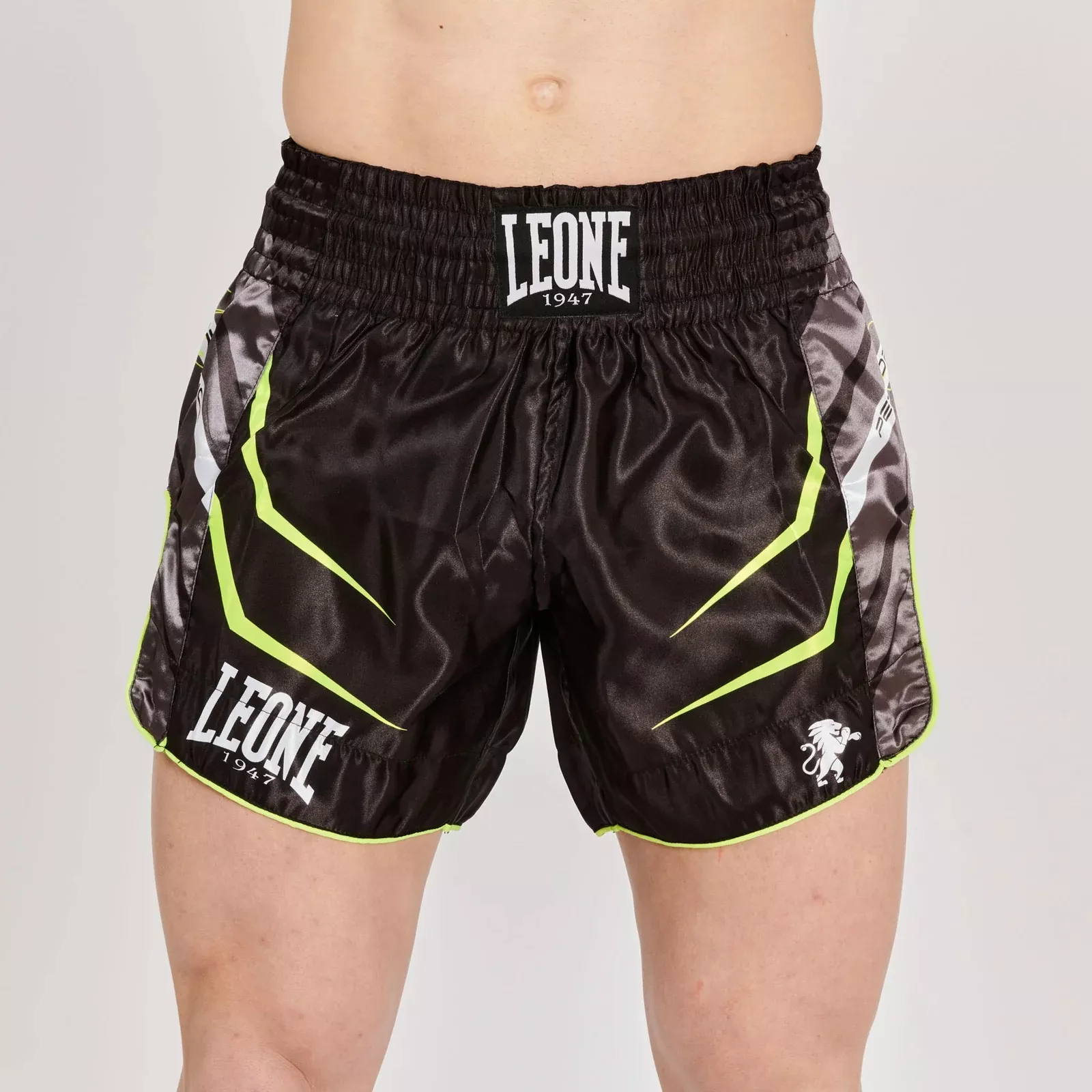 Шорты для тайского бокса Leone Performance Fluo Black XS