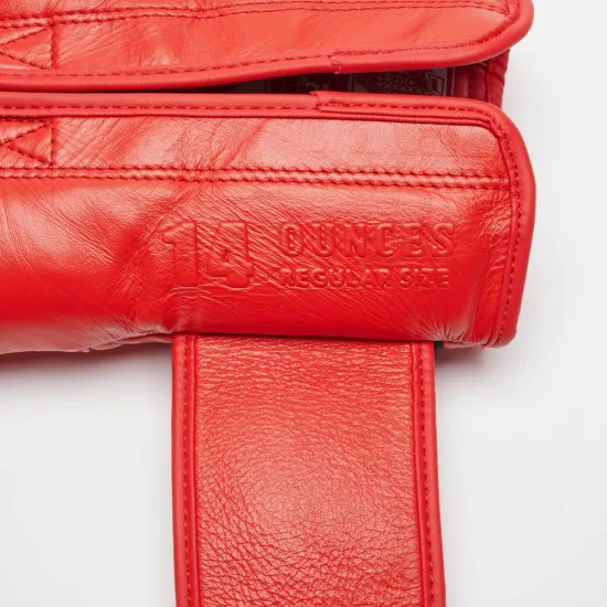 Боксерские перчатки Leone Greatest Red 10 унций (бинты 4 м. в комплекте)