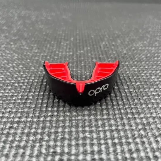 Капа OPRO Silver Black/Red-детская