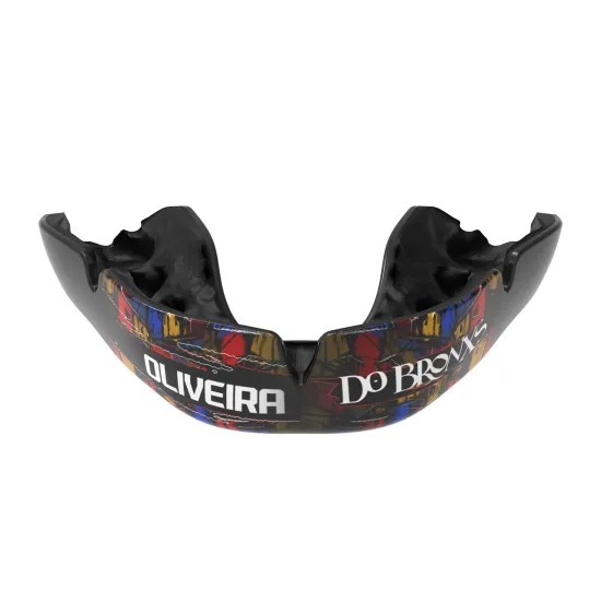 Капа OPRO UFC Fighter Collection Oliveira доросла (вік 11+) Blackl (art.102529009)