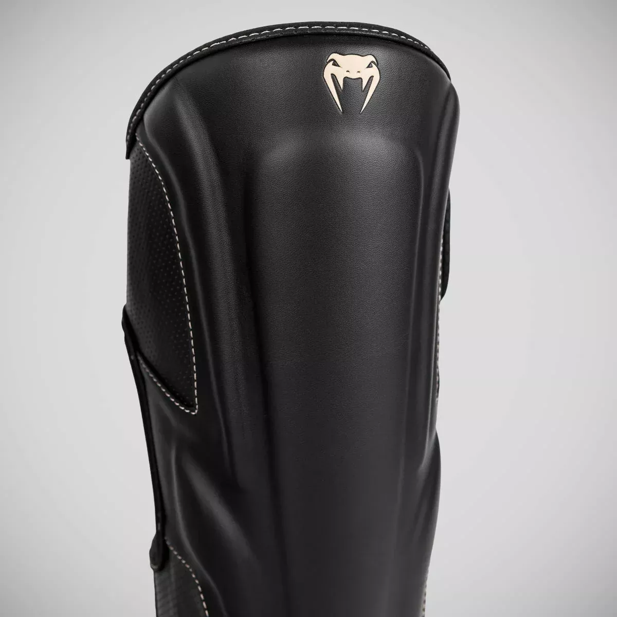 Захист ніг Venum Impact Evo Shinguards Black-M