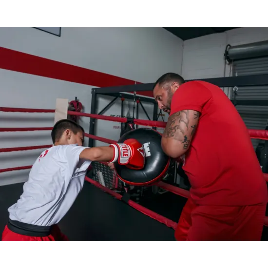 Маківара кругла TITLE Classic Round Punch Shield V2 Red/Black