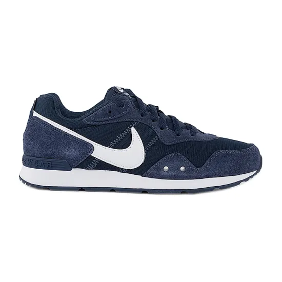 Кросівки Nike VENTURE RUNNER-42