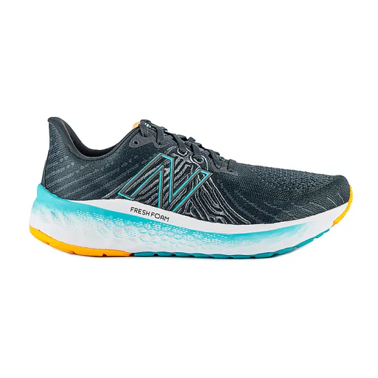 Кросівки New Balance VONGO V5-42