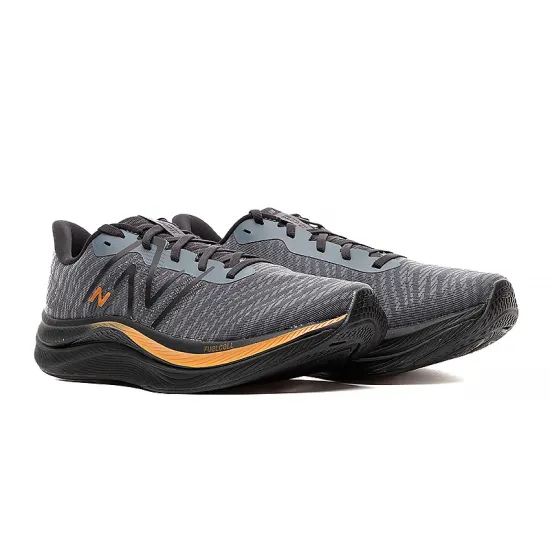 Кросівки New Balance FuelCell Propel v4-40.5