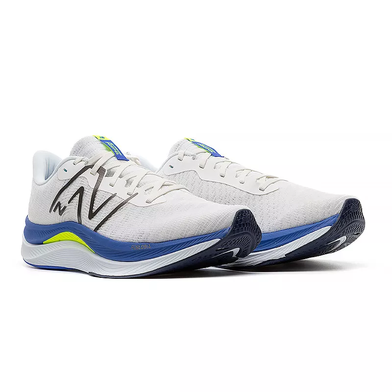 Кросівки New Balance FuelCell Propel v4-40.5
