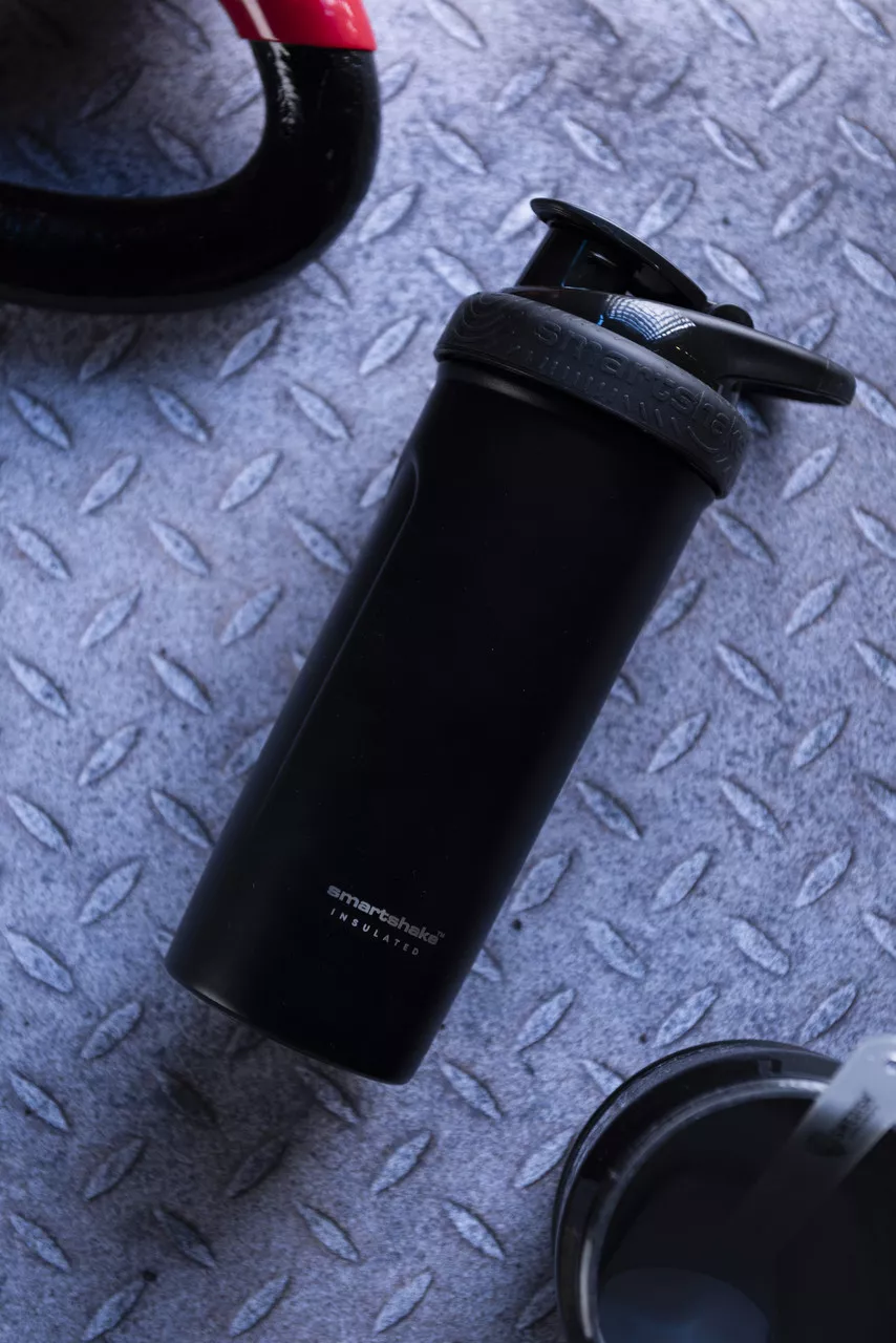 Шейкер спортивний SmartShake металевий Insulated Steel 750ml Black