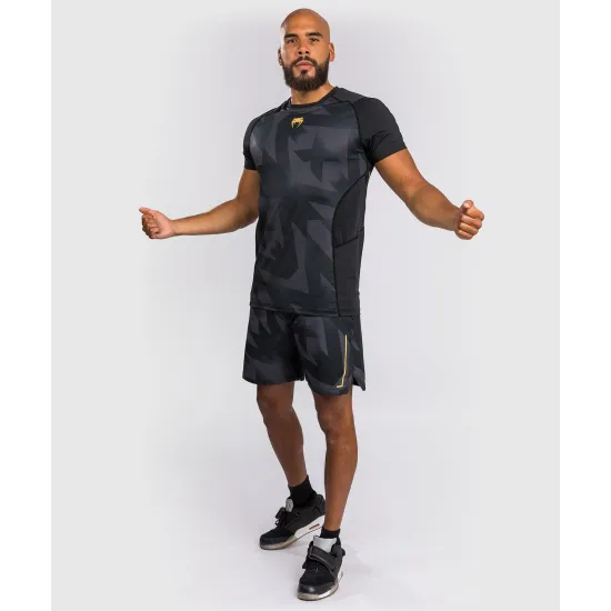 Футболка Venum Razor Dry Tech T-shirt Black/Gold-S