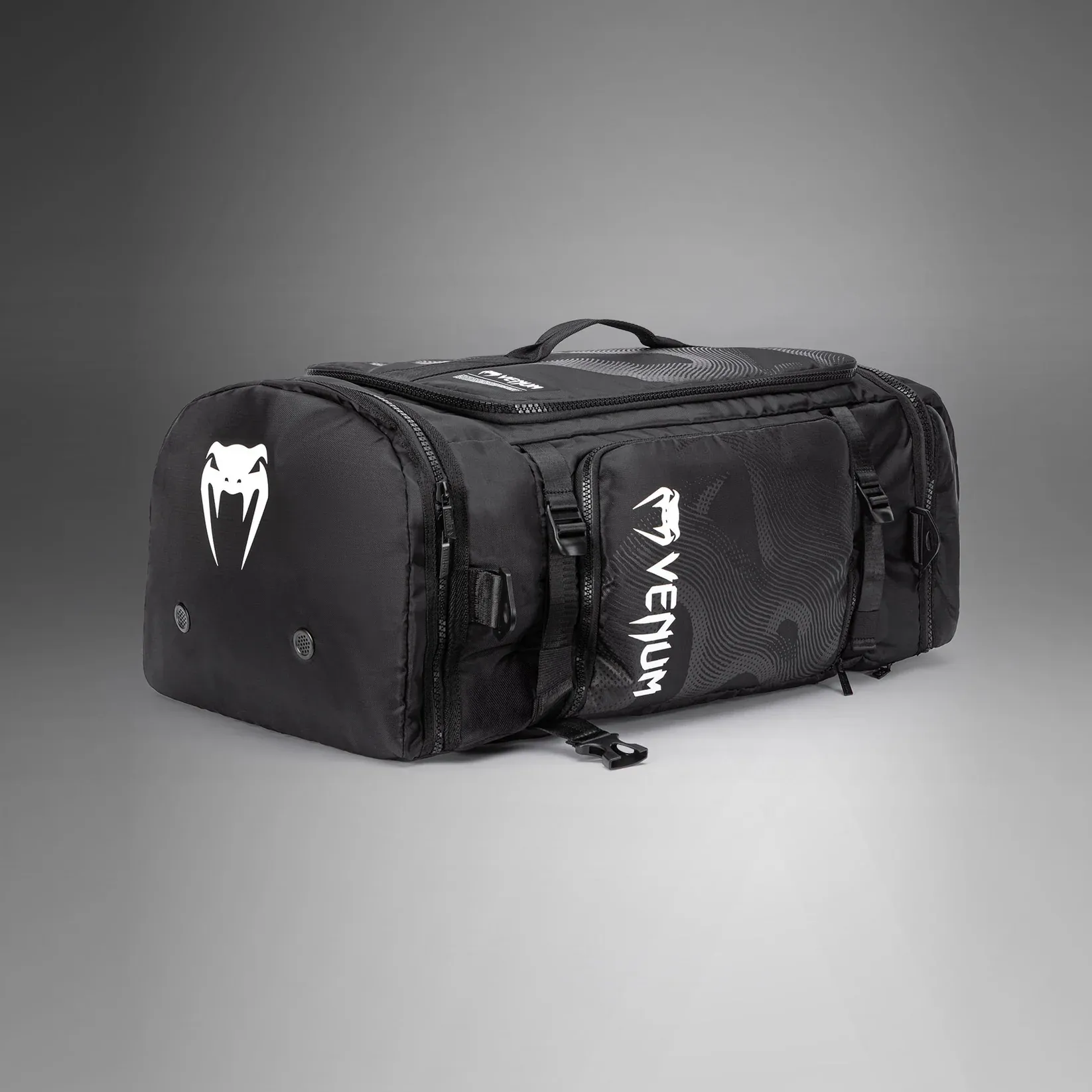 Сумка-рюкзак Venum Shockwave Convertible Sports Bag (60L)-88x35x24см