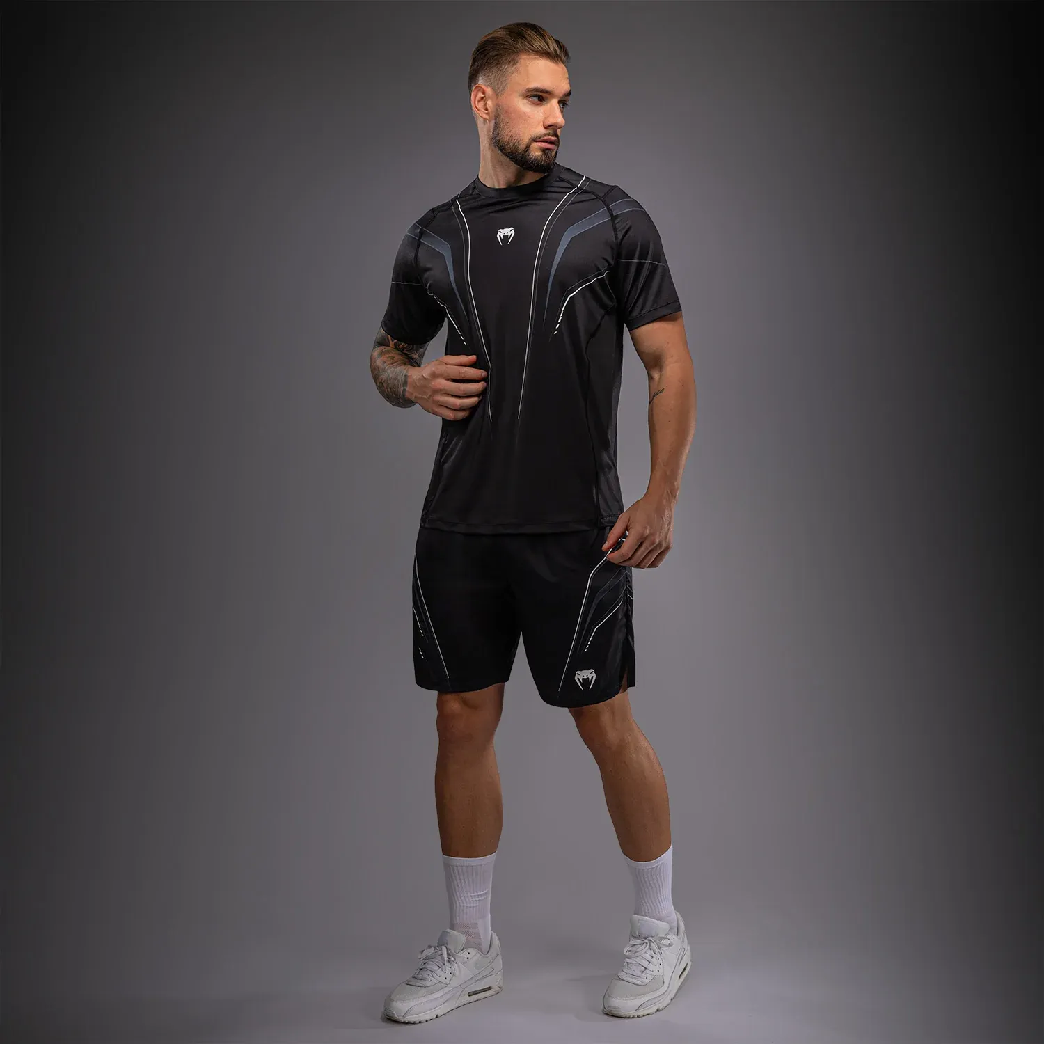 Футболка Venum Streamline Dry-Tech T-Shirt Black/White-S