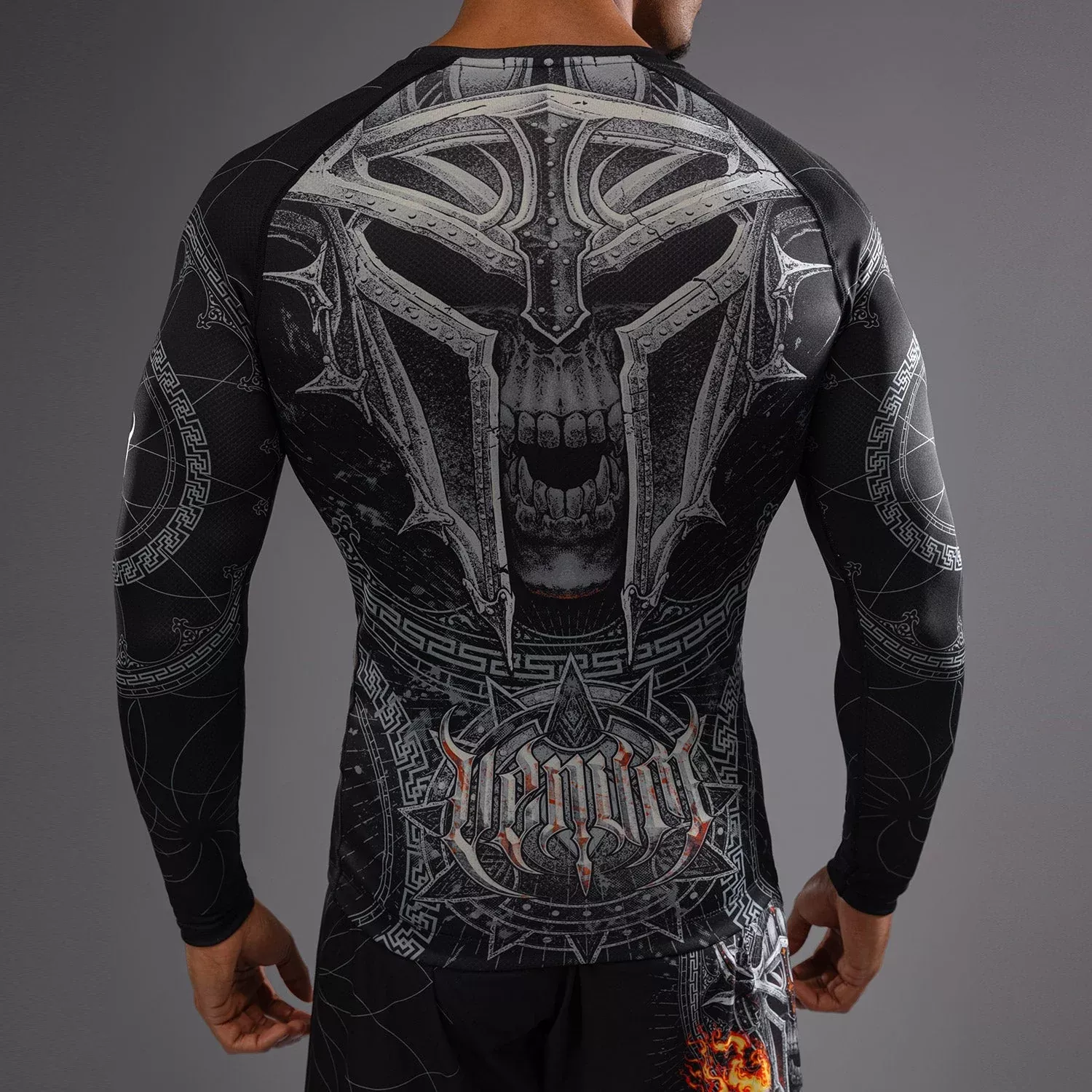 Рашгард Venum Gladiator 5.0 Men's Long Sleeve Black/Silver-S