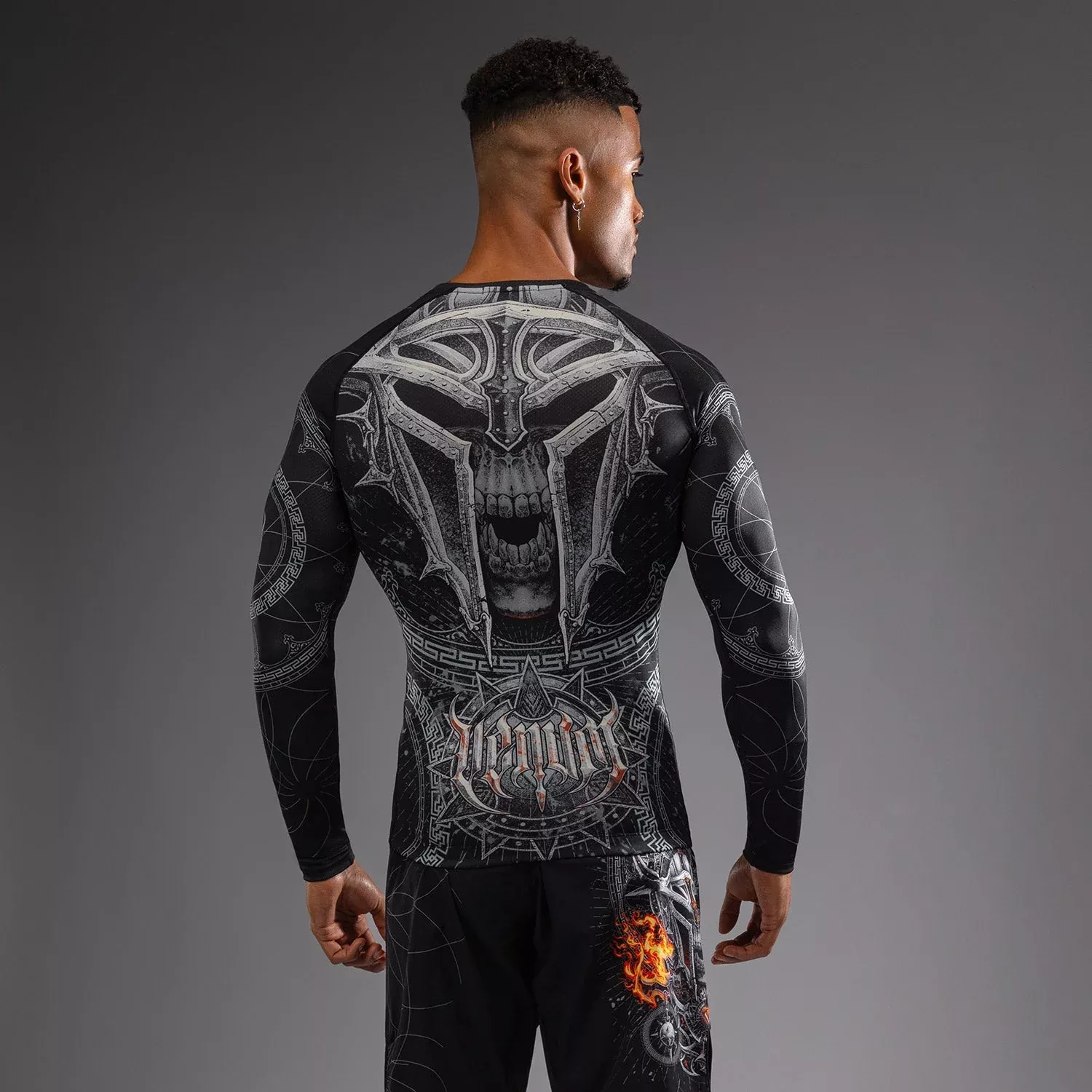 Рашгард Venum Gladiator 5.0 Men's Long Sleeve Black/Silver-S