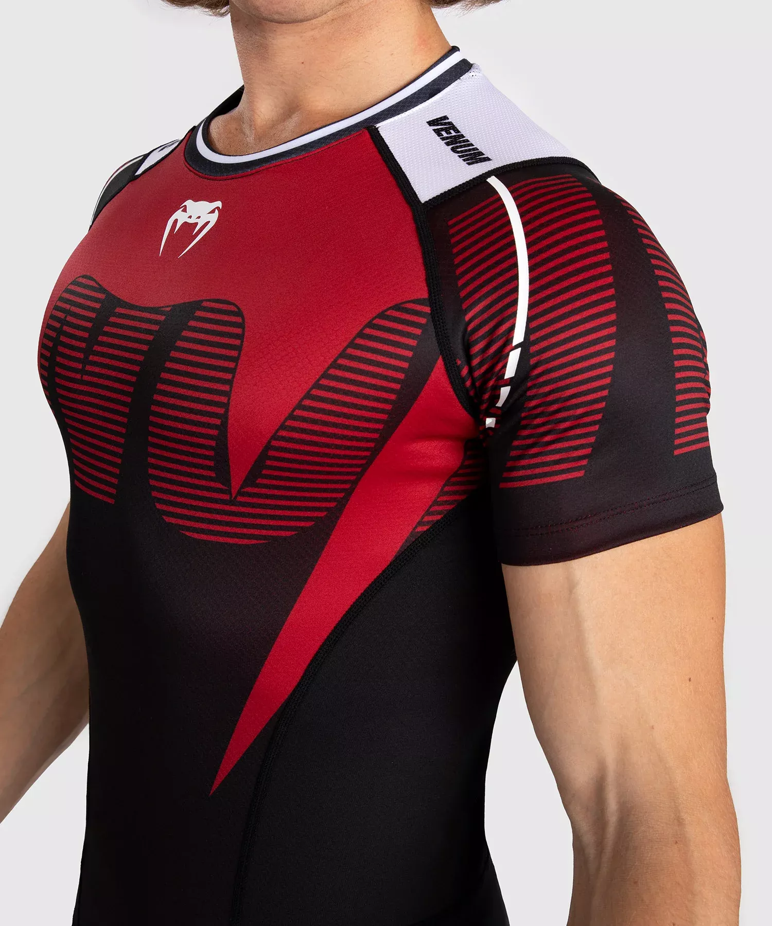 Рашгард Venum Adrenaline Men's Short Sleeve Rashguard Red-S