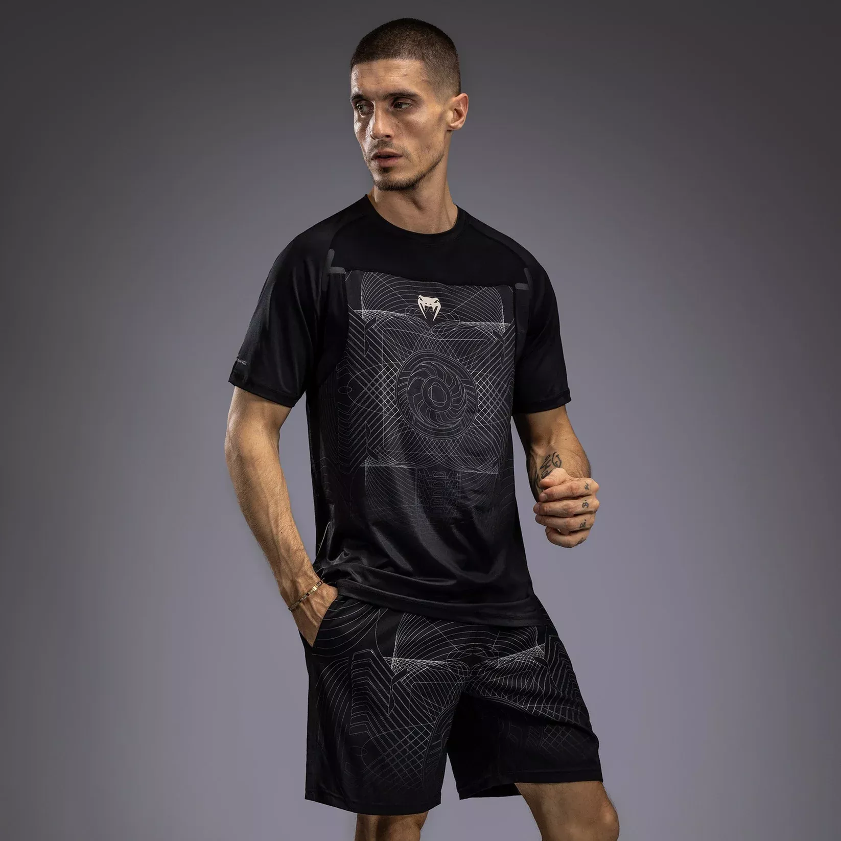 Футболка Venum G-Fit Air Men's Dry-Tech T-Shirt Deep Black/Desert Sand-S