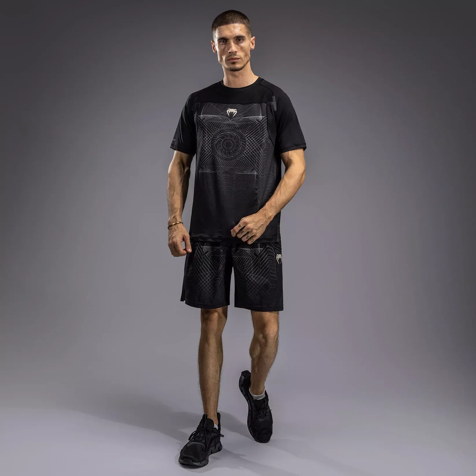 Футболка Venum G-Fit Air Men's Dry-Tech T-Shirt Deep Black/Desert Sand-S