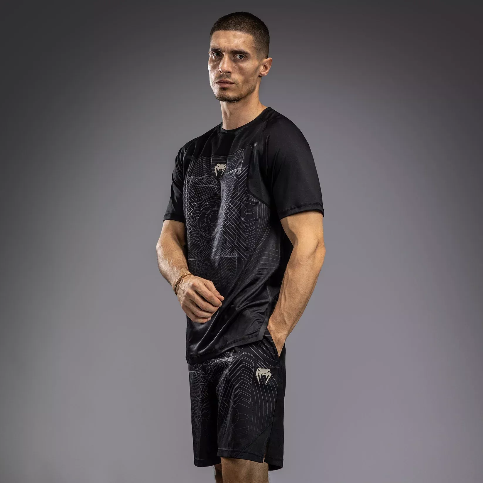 Футболка Venum G-Fit Air Men's Dry-Tech T-Shirt Deep Black/Desert Sand-S