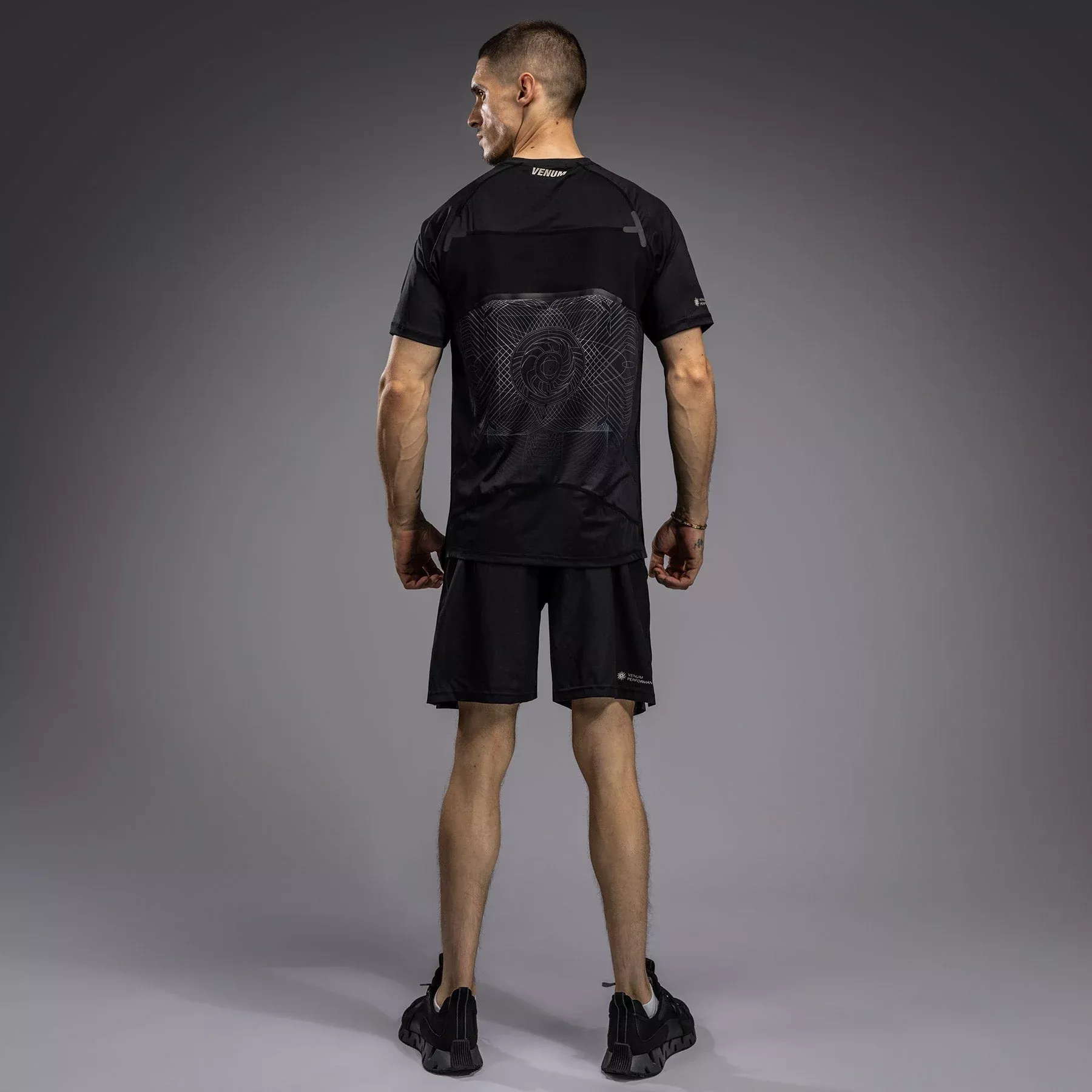 Футболка Venum G-Fit Air Men's Dry-Tech T-Shirt Deep Black/Desert Sand-S
