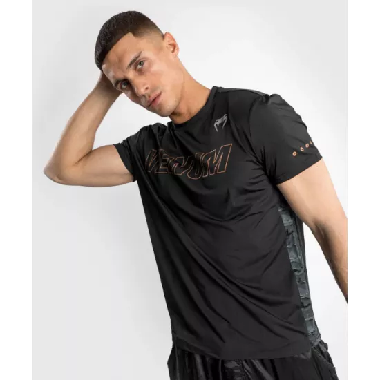 Футболка Venum Classic Evo Dry Tech T-shirt Black/Bronze-S