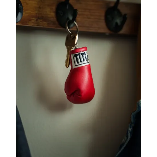 Брелок рукавичка TITLE Excel Boxing Glove Keyring Red