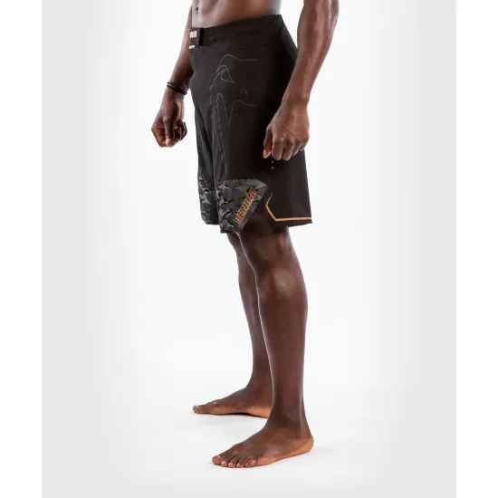 Шорти для ММА Venum Light 4.0 Fightshort Black/Bronze-S