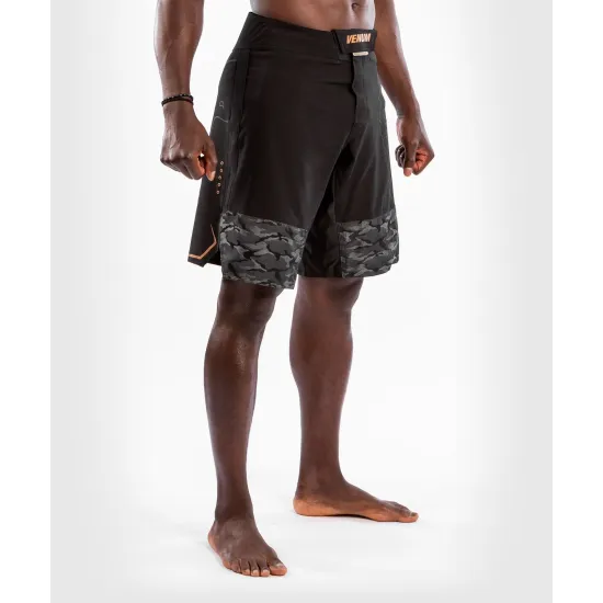 Шорти для ММА Venum Light 4.0 Fightshort Black/Bronze-S